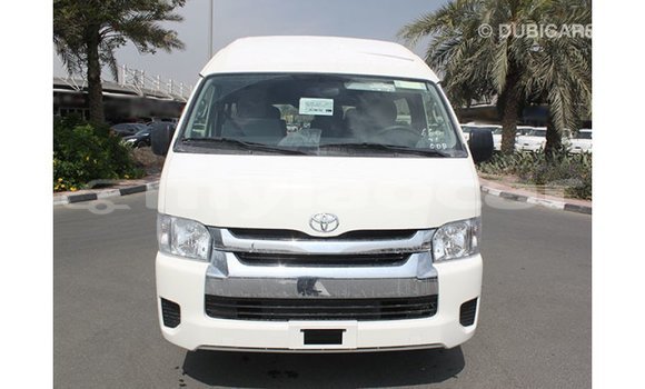 Acheter Import Voiture Toyota Hiace Blanc à Import - Dubai, Attapeu Province Acheter Import Voiture Toyota Hiace Blanc à Import - Dubai, Attapeu Province