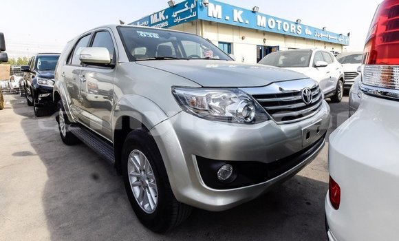 Buy Import Toyota Fortuner Other Car in Import - Dubai in Attapeu Province Buy Import Toyota Fortuner Other Car in Import - Dubai in Attapeu Province