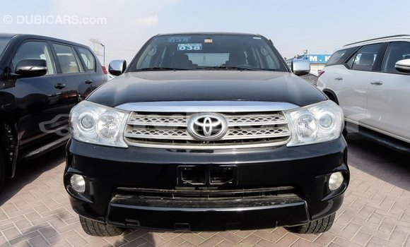 Acheter Import Voiture Toyota Fortuner Noir à Import - Dubai, Attapeu Province Acheter Import Voiture Toyota Fortuner Noir à Import - Dubai, Attapeu Province