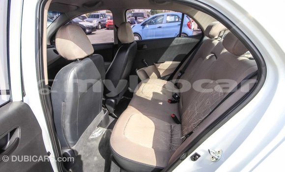 Buy Import Hyundai i10 White Car in Import - Dubai in Attapeu Province Buy Import Hyundai i10 White Car in Import - Dubai in Attapeu Province