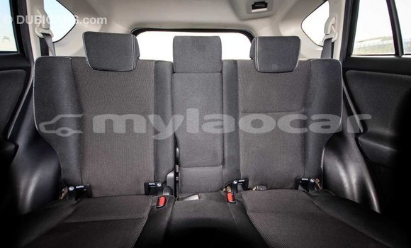 Buy Import Toyota HiAce Black Truck in Import - Dubai in Attapeu Province Buy Import Toyota HiAce Black Truck in Import - Dubai in Attapeu Province