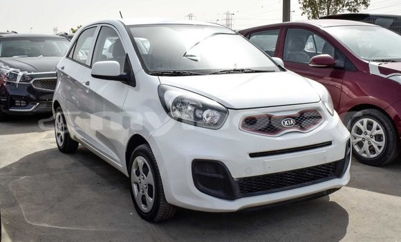 Acheter Import Voiture Kia Picanto Blanc à Import - Dubai, Attapeu Province Acheter Import Voiture Kia Picanto Blanc à Import - Dubai, Attapeu Province