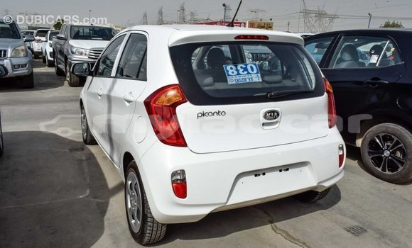 Acheter Import Voiture Kia Picanto Blanc à Import - Dubai, Attapeu Province Acheter Import Voiture Kia Picanto Blanc à Import - Dubai, Attapeu Province