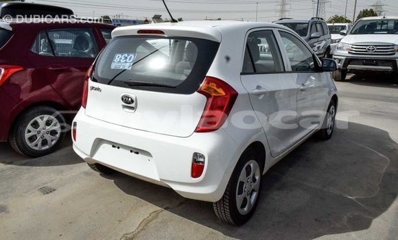 Acheter Import Voiture Kia Picanto Blanc à Import - Dubai, Attapeu Province Acheter Import Voiture Kia Picanto Blanc à Import - Dubai, Attapeu Province