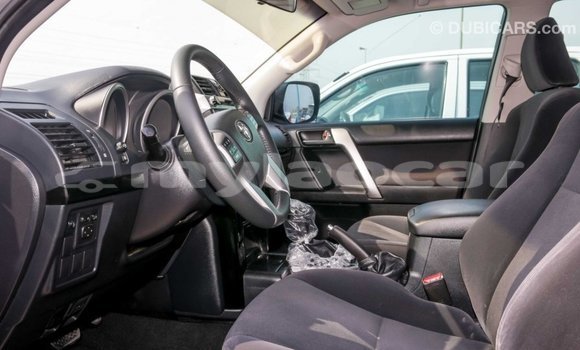 Acheter Import Voiture Toyota Prado Autre à Import - Dubai, Attapeu Province Acheter Import Voiture Toyota Prado Autre à Import - Dubai, Attapeu Province