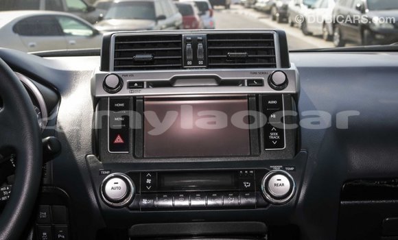 Acheter Import Voiture Toyota Prado Autre à Import - Dubai, Attapeu Province Acheter Import Voiture Toyota Prado Autre à Import - Dubai, Attapeu Province