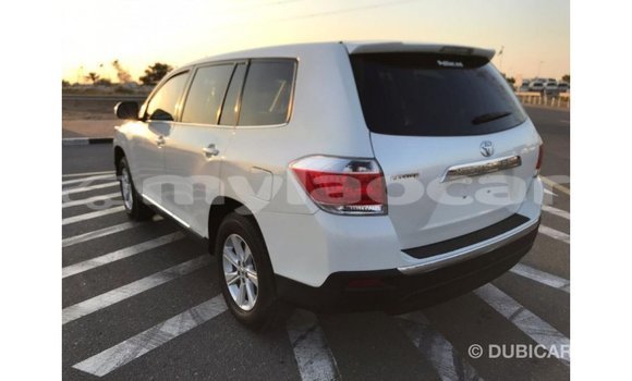 Buy Import Toyota Highlander White Car in Import - Dubai in Attapeu Province Buy Import Toyota Highlander White Car in Import - Dubai in Attapeu Province