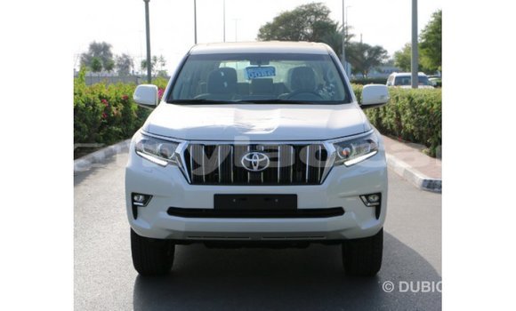 Acheter Import Voiture Toyota Prado Blanc à Import - Dubai, Attapeu Province Acheter Import Voiture Toyota Prado Blanc à Import - Dubai, Attapeu Province