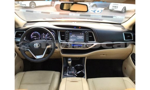 Buy Import Toyota Highlander Other Car in Import - Dubai in Attapeu Province Buy Import Toyota Highlander Other Car in Import - Dubai in Attapeu Province