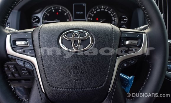 Buy Import Toyota Land Cruiser White Car in Import - Dubai in Attapeu Province Buy Import Toyota Land Cruiser White Car in Import - Dubai in Attapeu Province