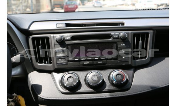 Acheter Import Voiture Toyota RAV4 Noir à Import - Dubai, Attapeu Province Acheter Import Voiture Toyota RAV4 Noir à Import - Dubai, Attapeu Province