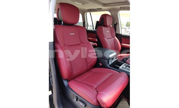 Buy Import Toyota Land Cruiser Black Car in Import - Dubai in Attapeu Province Buy Import Toyota Land Cruiser Black Car in Import - Dubai in Attapeu Province