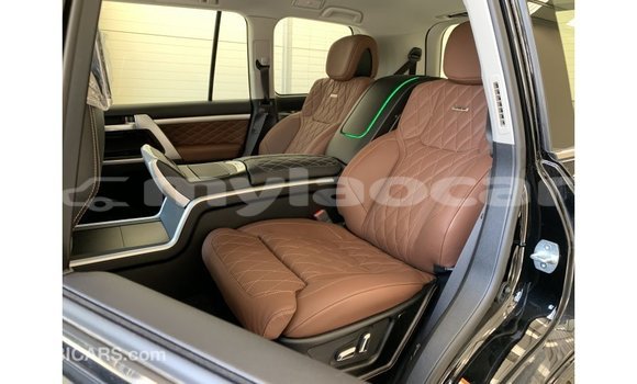 Buy Import Toyota Land Cruiser Black Car in Import - Dubai in Attapeu Province Buy Import Toyota Land Cruiser Black Car in Import - Dubai in Attapeu Province