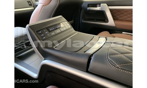 Buy Import Toyota Land Cruiser Black Car in Import - Dubai in Attapeu Province Buy Import Toyota Land Cruiser Black Car in Import - Dubai in Attapeu Province