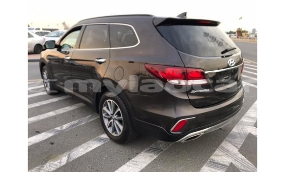 Buy Import Hyundai Santa Fe Black Car in Import - Dubai in Attapeu Province Buy Import Hyundai Santa Fe Black Car in Import - Dubai in Attapeu Province