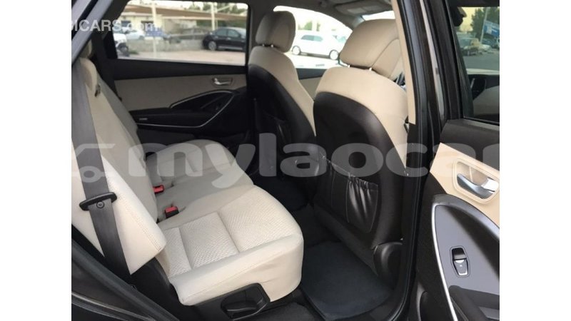 Big with watermark hyundai santa fe attapeu province import dubai 1862