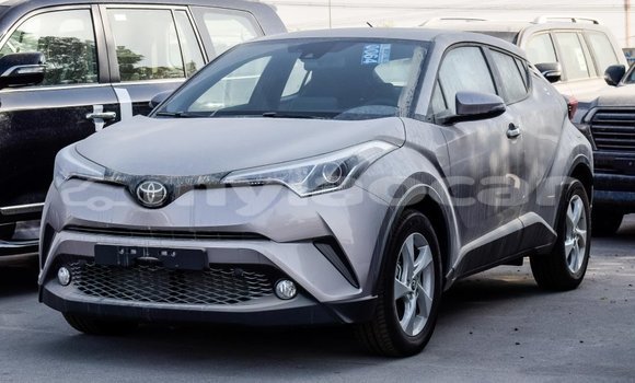 Acheter Import Voiture Toyota C-HR Autre à Import - Dubai, Attapeu Province Acheter Import Voiture Toyota C-HR Autre à Import - Dubai, Attapeu Province