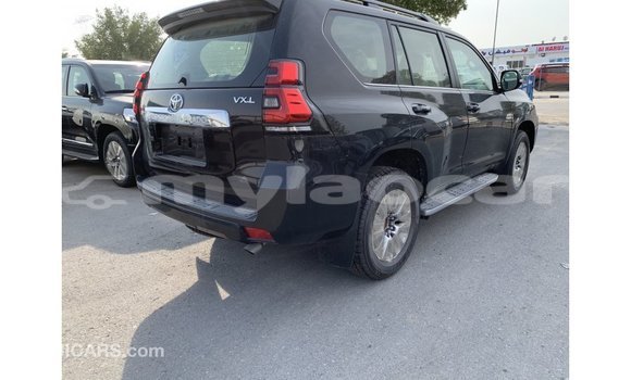 Acheter Import Voiture Toyota Prado Noir à Import - Dubai, Attapeu Province Acheter Import Voiture Toyota Prado Noir à Import - Dubai, Attapeu Province
