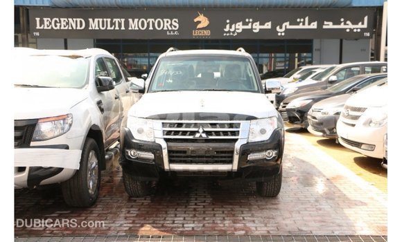 Buy Import Mitsubishi Pajero Black Car in Import - Dubai in Attapeu Province Buy Import Mitsubishi Pajero Black Car in Import - Dubai in Attapeu Province