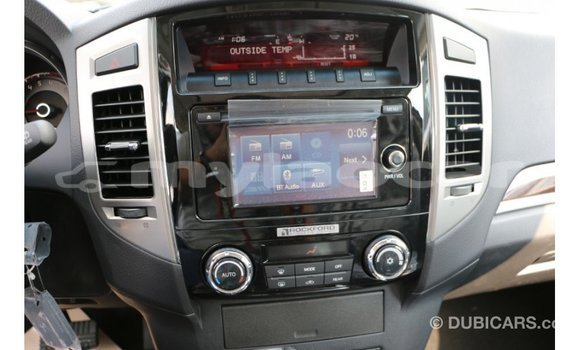 Buy Import Mitsubishi Pajero Black Car in Import - Dubai in Attapeu Province Buy Import Mitsubishi Pajero Black Car in Import - Dubai in Attapeu Province