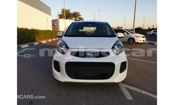 Acheter Import Voiture Kia Picanto Blanc à Import - Dubai, Attapeu Province Acheter Import Voiture Kia Picanto Blanc à Import - Dubai, Attapeu Province