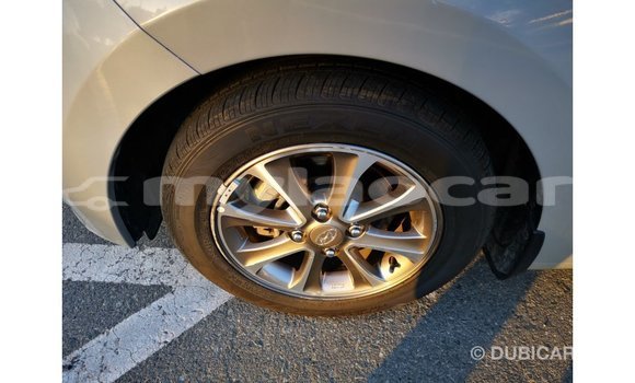 Acheter Import Voiture Hyundai i10 Autre à Import - Dubai, Attapeu Province Acheter Import Voiture Hyundai i10 Autre à Import - Dubai, Attapeu Province