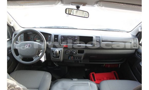Buy Import Toyota Hiace White Car in Import - Dubai in Attapeu Province Buy Import Toyota Hiace White Car in Import - Dubai in Attapeu Province