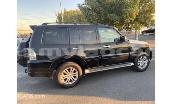 Buy Import Mitsubishi Pajero Black Car in Import - Dubai in Attapeu Province Buy Import Mitsubishi Pajero Black Car in Import - Dubai in Attapeu Province