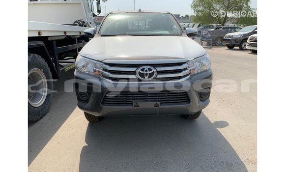 Acheter Import Voiture Toyota Hilux Autre à Import - Dubai, Attapeu Province Acheter Import Voiture Toyota Hilux Autre à Import - Dubai, Attapeu Province