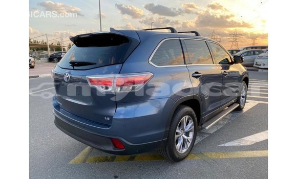 Buy Import Toyota Highlander Blue Car in Import - Dubai in Attapeu Province Buy Import Toyota Highlander Blue Car in Import - Dubai in Attapeu Province