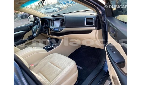 Buy Import Toyota Highlander Blue Car in Import - Dubai in Attapeu Province Buy Import Toyota Highlander Blue Car in Import - Dubai in Attapeu Province