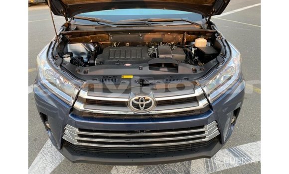 Buy Import Toyota Highlander Blue Car in Import - Dubai in Attapeu Province Buy Import Toyota Highlander Blue Car in Import - Dubai in Attapeu Province