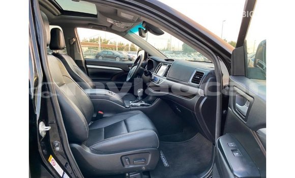 Buy Import Toyota Highlander Other Car in Import - Dubai in Attapeu Province Buy Import Toyota Highlander Other Car in Import - Dubai in Attapeu Province