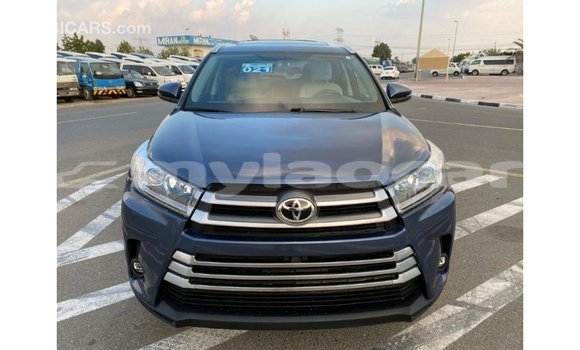 Buy Import Toyota Highlander Blue Car in Import - Dubai in Attapeu Province Buy Import Toyota Highlander Blue Car in Import - Dubai in Attapeu Province