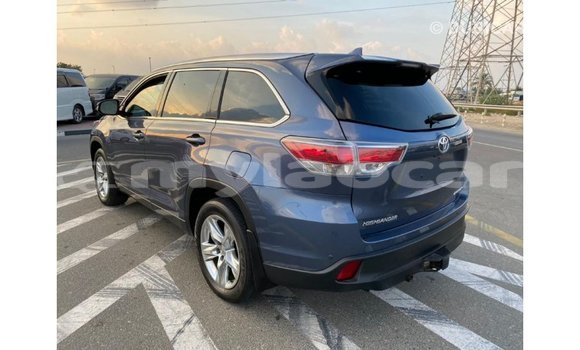 Buy Import Toyota Highlander Blue Car in Import - Dubai in Attapeu Province Buy Import Toyota Highlander Blue Car in Import - Dubai in Attapeu Province