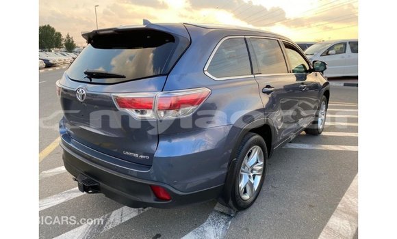 Buy Import Toyota Highlander Blue Car in Import - Dubai in Attapeu Province Buy Import Toyota Highlander Blue Car in Import - Dubai in Attapeu Province