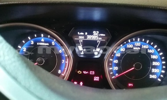 Buy Used Hyundai Elantra White Car in Vientiane in Vientiane Province Buy Used Hyundai Elantra White Car in Vientiane in Vientiane Province