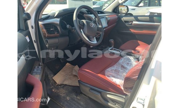 Buy Import Toyota Hilux White Car in Import - Dubai in Attapeu Province Buy Import Toyota Hilux White Car in Import - Dubai in Attapeu Province