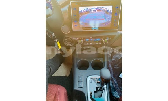 Buy Import Toyota Hilux White Car in Import - Dubai in Attapeu Province Buy Import Toyota Hilux White Car in Import - Dubai in Attapeu Province