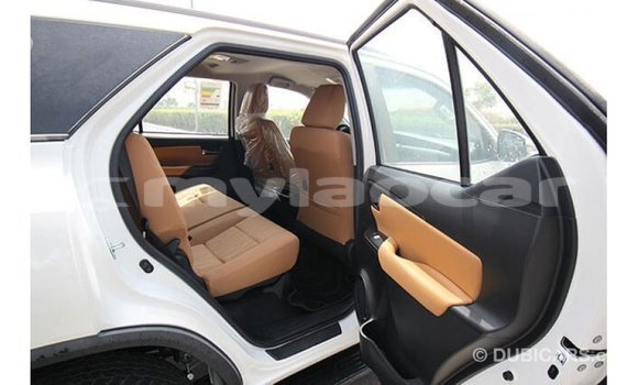 ຊື້ ການ ນຳ ເຂົ້າ Toyota Fortuner White ລົດ ໃນ Import - Dubai ໃນ Attapeu Province ຊື້ ການ ນຳ ເຂົ້າ Toyota Fortuner White ລົດ ໃນ Import - Dubai ໃນ Attapeu Province