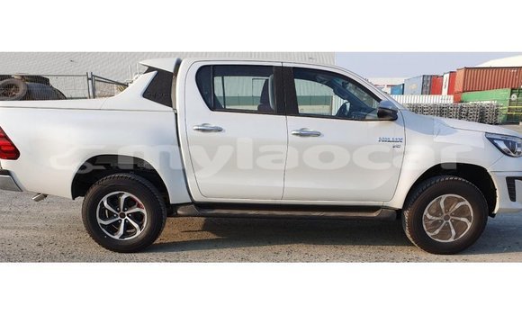 Buy Import Toyota Hilux White Car in Import - Dubai in Attapeu Province Buy Import Toyota Hilux White Car in Import - Dubai in Attapeu Province