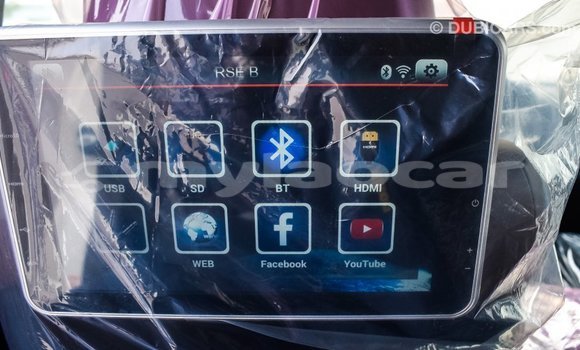 Acheter Import Voiture Toyota Land Cruiser Blanc à Import - Dubai, Attapeu Province Acheter Import Voiture Toyota Land Cruiser Blanc à Import - Dubai, Attapeu Province