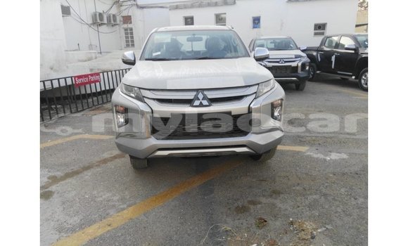 Buy Import Mitsubishi L200 Other Car in Import - Dubai in Attapeu Province Buy Import Mitsubishi L200 Other Car in Import - Dubai in Attapeu Province