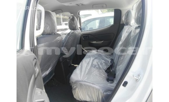 Buy Import Mitsubishi L200 Other Car in Import - Dubai in Attapeu Province Buy Import Mitsubishi L200 Other Car in Import - Dubai in Attapeu Province