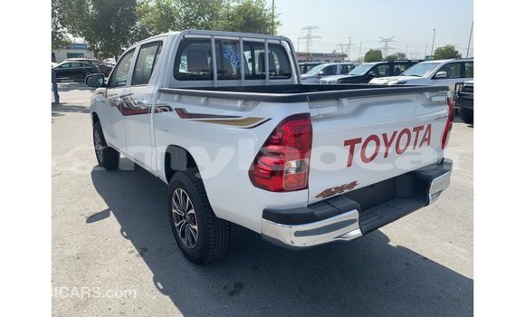 Buy Import Toyota Hilux White Car in Import - Dubai in Attapeu Province Buy Import Toyota Hilux White Car in Import - Dubai in Attapeu Province