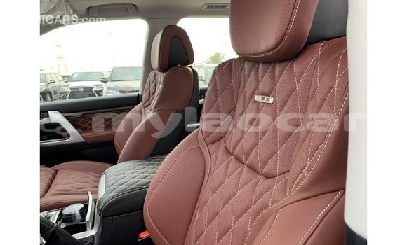 Buy Import Toyota Land Cruiser Black Car in Import - Dubai in Attapeu Province Buy Import Toyota Land Cruiser Black Car in Import - Dubai in Attapeu Province