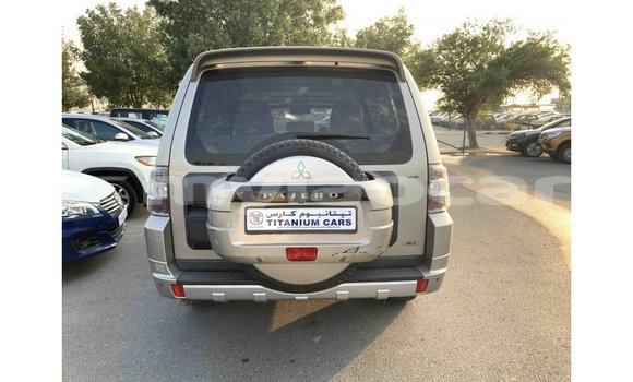 Buy Import Mitsubishi Pajero Other Car in Import - Dubai in Attapeu Province Buy Import Mitsubishi Pajero Other Car in Import - Dubai in Attapeu Province