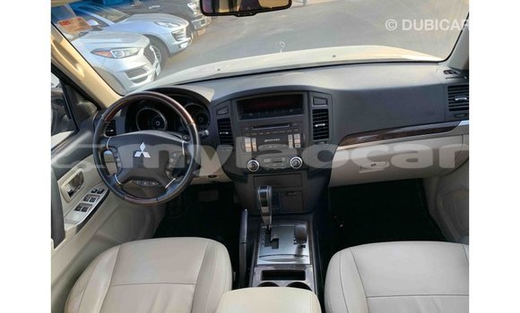 Buy Import Mitsubishi Pajero Other Car in Import - Dubai in Attapeu Province Buy Import Mitsubishi Pajero Other Car in Import - Dubai in Attapeu Province