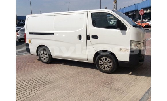 Buy Import Nissan Evalia White Truck in Import - Dubai in Attapeu Province