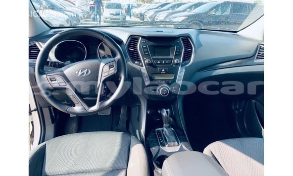 Buy Import Hyundai Santa Fe White Car in Import - Dubai in Attapeu Province Buy Import Hyundai Santa Fe White Car in Import - Dubai in Attapeu Province